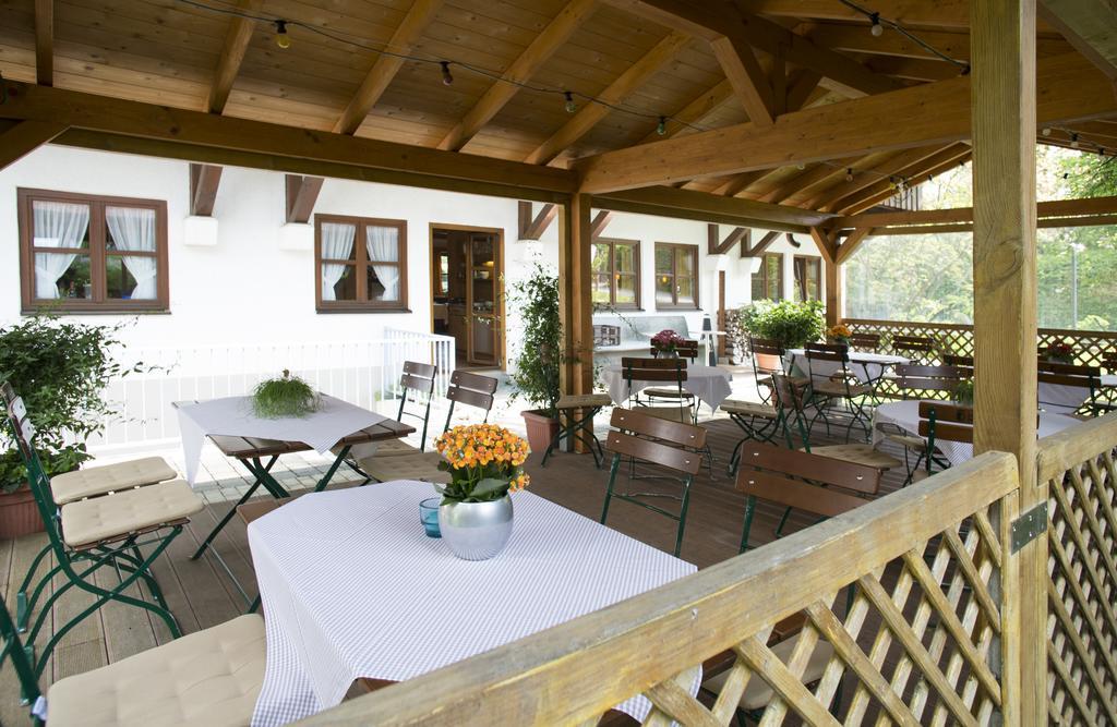 Landhotel Groenenbach Bad Groenenbach Exterior photo