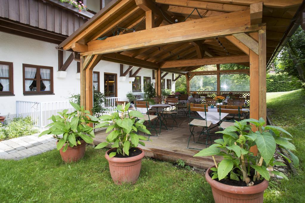 Landhotel Groenenbach Bad Groenenbach Exterior photo